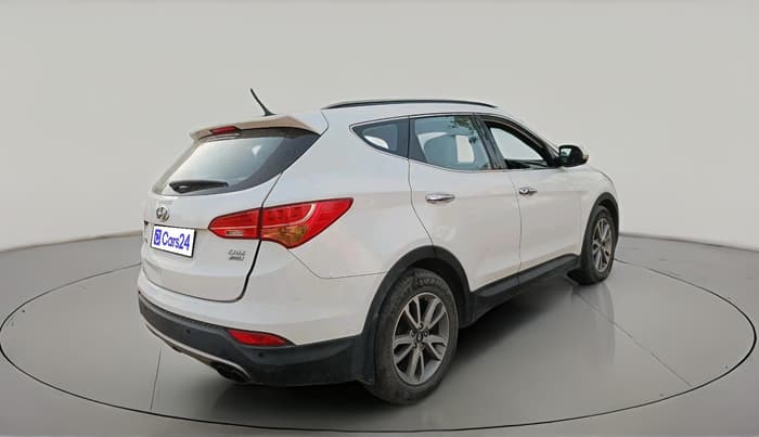 2014 Hyundai Santa Fe 4 WD AT, Diesel, Automatic, 2,92,905 km, exterior