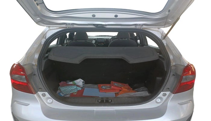 2018 Ford FREESTYLE TITANIUM 1.2 PETROL, Petrol, Manual, 1,00,920 km, exterior