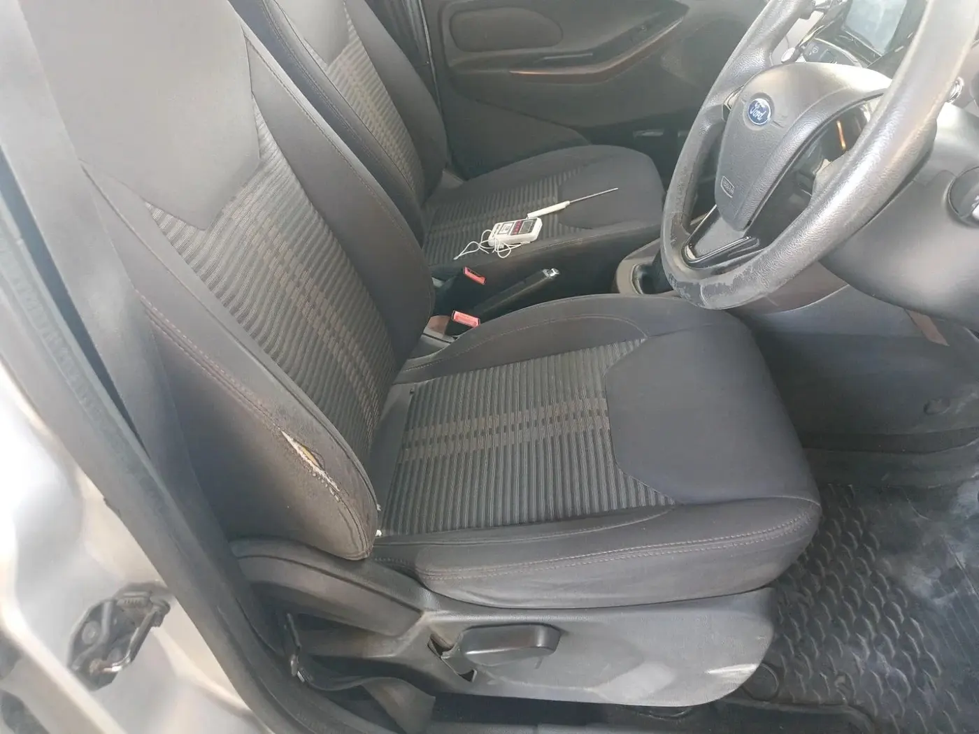 2018 Ford FREESTYLE TITANIUM 1.2 PETROL, Petrol, Manual, 1,00,920 km, interior