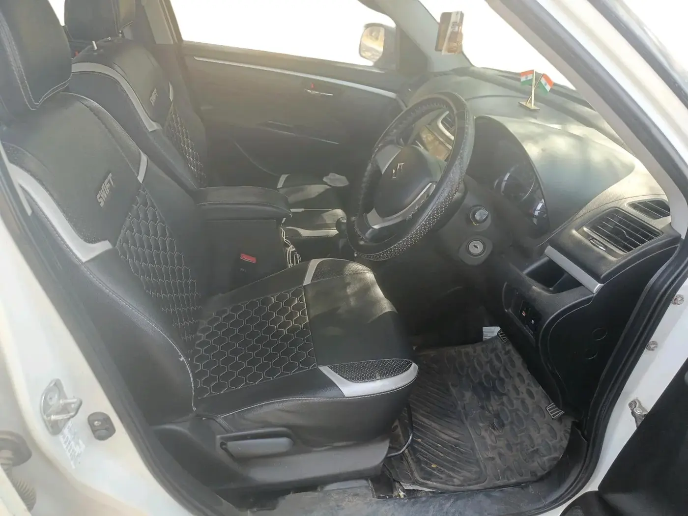 2016 Maruti Swift VXI, Petrol, Manual, 64,292 km, interior
