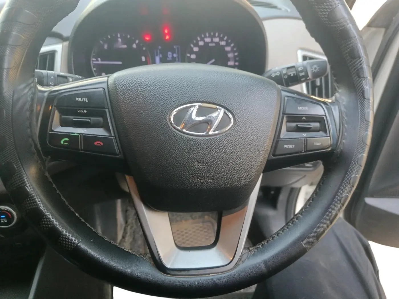 2017 Hyundai Creta SX PLUS AT 1.6 DIESEL, Diesel, Automatic, 1,15,214 km, interior