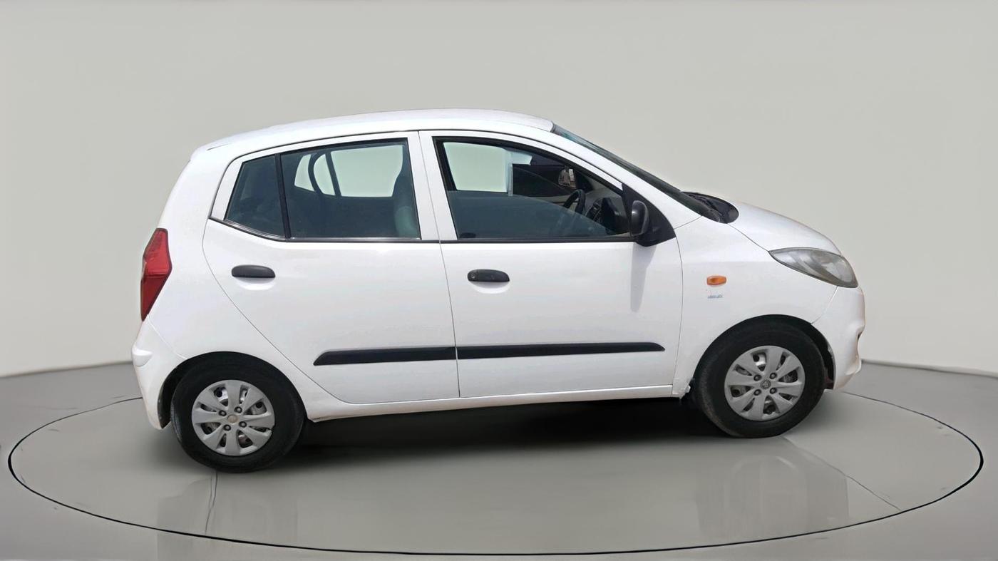 2011 Hyundai i10 ERA 1.1, CNG, Manual, 1,20,210 km, exterior