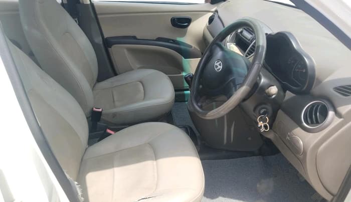 2011 Hyundai i10 ERA 1.1, CNG, Manual, 1,20,210 km, interior