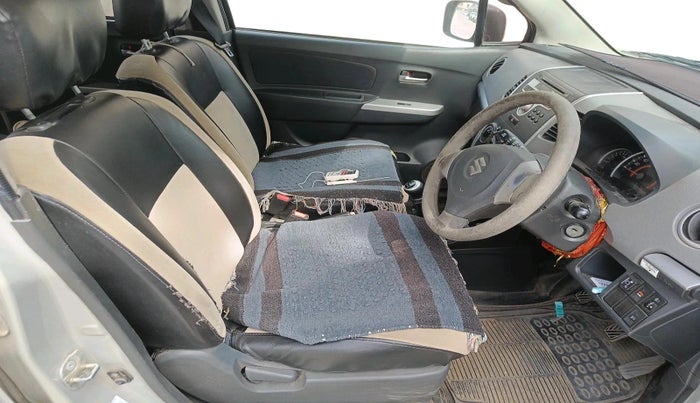2012 Maruti Wagon R 1.0 VXI, CNG, Manual, 1,22,015 km, interior