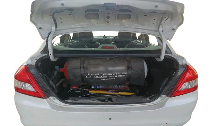 2017 Maruti Swift Dzire TOUR PETROL, CNG, Manual, 1,25,484 km, exterior