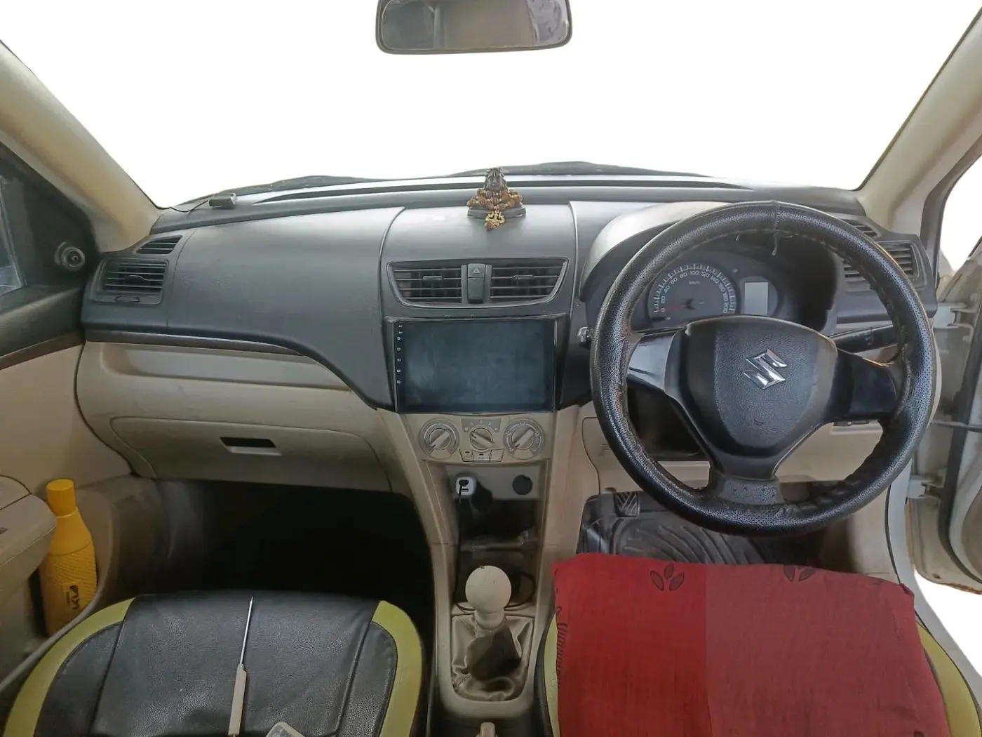 2017 Maruti Swift Dzire TOUR PETROL, CNG, Manual, 1,25,484 km, interior