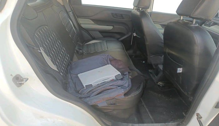 2023 Tata PUNCH ADVENTURE AMT, Petrol, Automatic, 20,682 km, interior