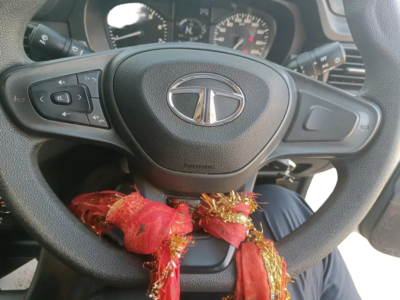 2023 Tata PUNCH ADVENTURE AMT, Petrol, Automatic, 20,682 km, interior