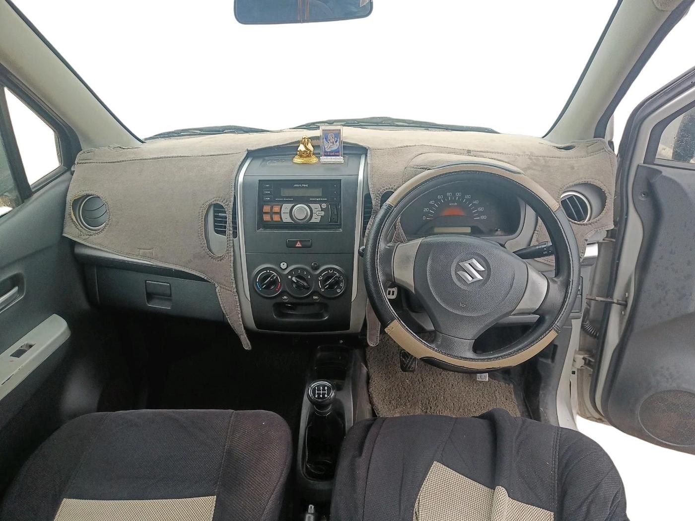 2011 Maruti Wagon R 1.0 LXI, Petrol, Manual, 64,426 km, interior