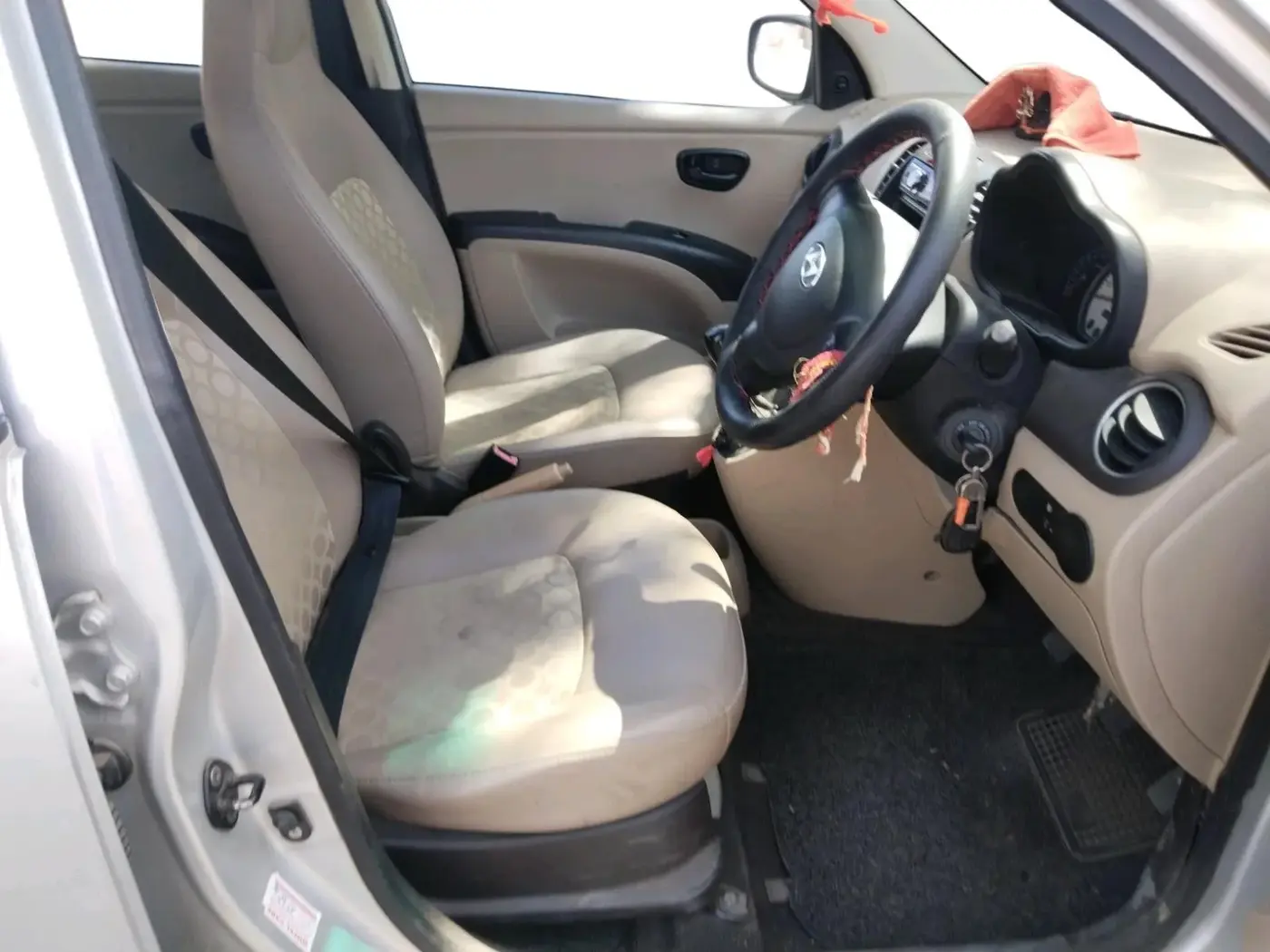 2010 Hyundai i10 MAGNA 1.2, Petrol, Manual, 91,536 km, interior