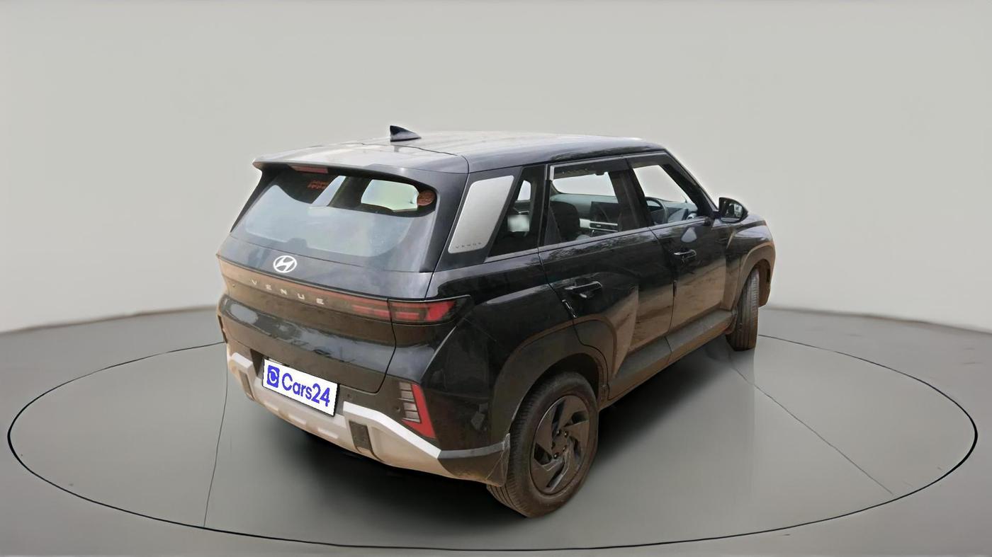 2025 Hyundai VENUE HX 5 1.5 Diesel MT, Diesel, Manual, 10,961 km, exterior