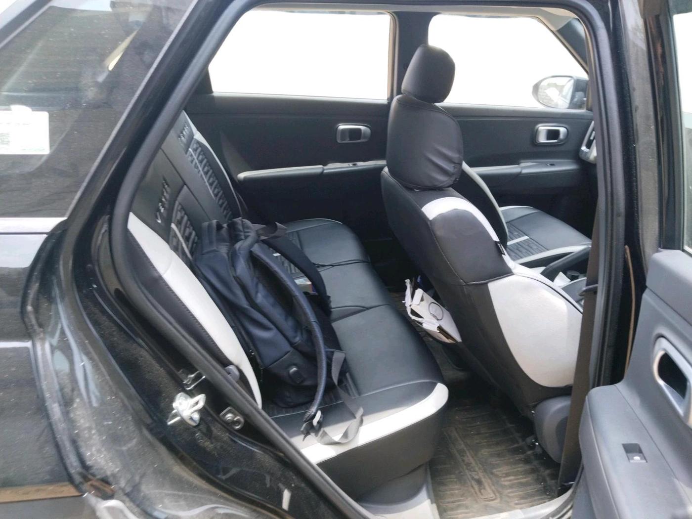 2025 Hyundai VENUE HX 5 1.5 Diesel MT, Diesel, Manual, 10,961 km, interior