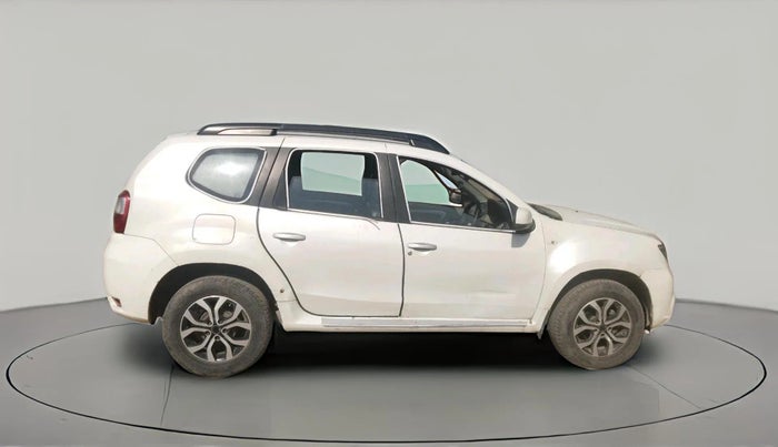 2015 Nissan Terrano XL (D), Diesel, Manual, 1,04,983 km, exterior