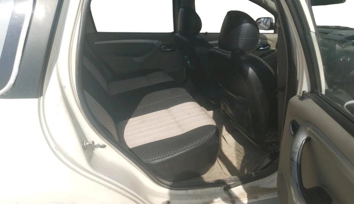 2015 Nissan Terrano XL (D), Diesel, Manual, 1,04,983 km, interior