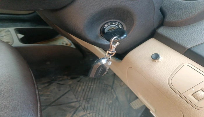 2013 Hyundai Eon MAGNA +, Petrol, Manual, 48,293 km, interior