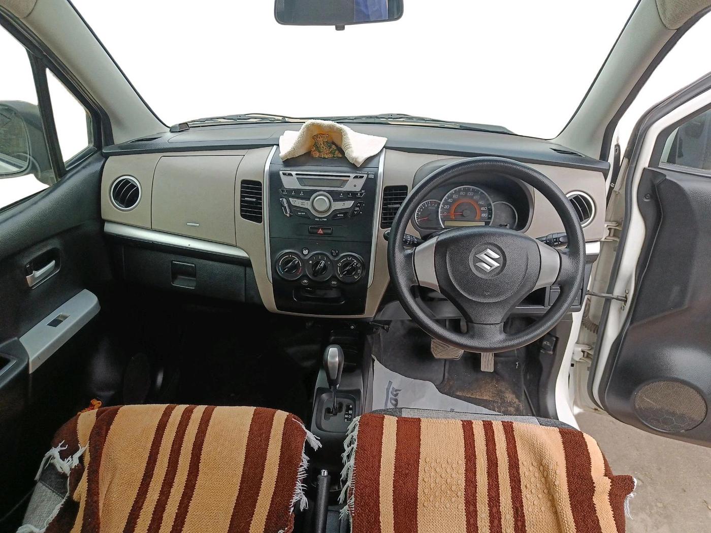 2016 Maruti Wagon R 1.0 VXI AMT, Petrol, Automatic, 76,327 km, interior