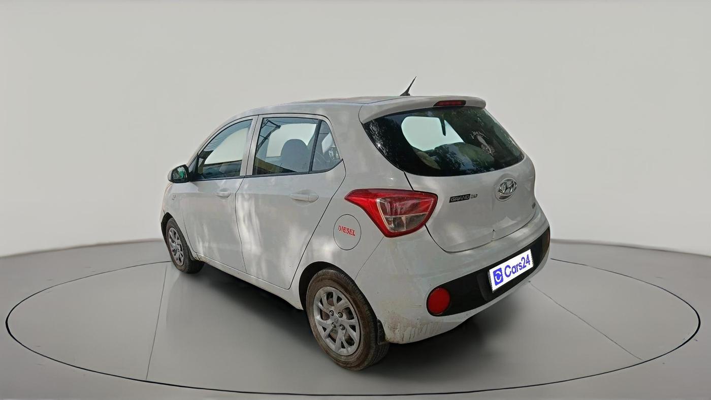 2017 Hyundai Grand i10 MAGNA U2 1.2 CRDI, Diesel, Manual, 1,30,059 km, exterior