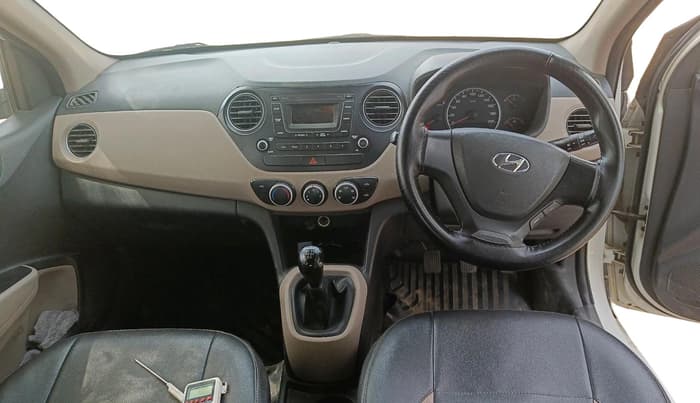 2017 Hyundai Grand i10 MAGNA U2 1.2 CRDI, Diesel, Manual, 1,30,059 km, interior