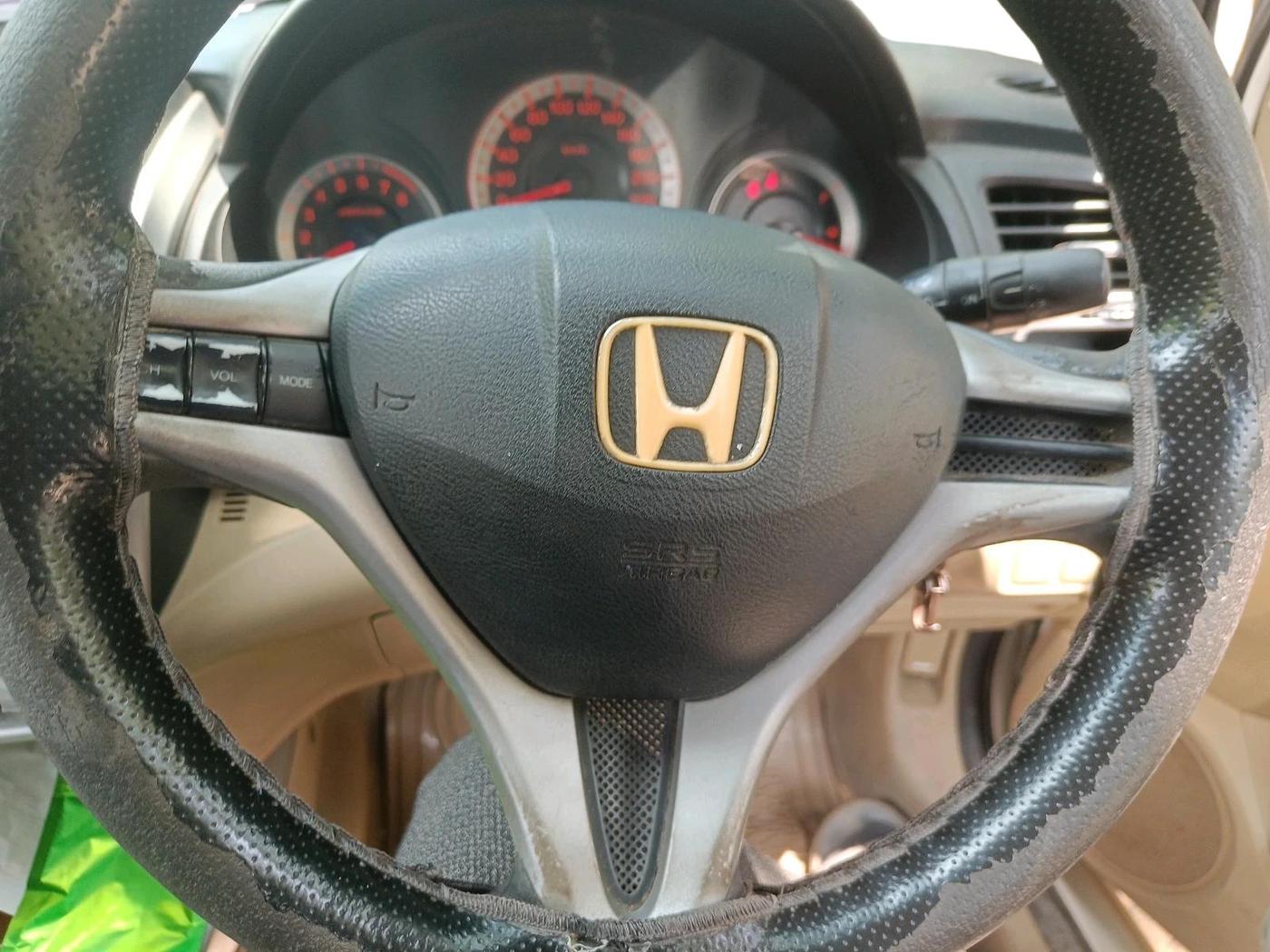 2011 Honda City 1.5L I-VTEC V MT, CNG, Manual, 1,82,892 km, interior