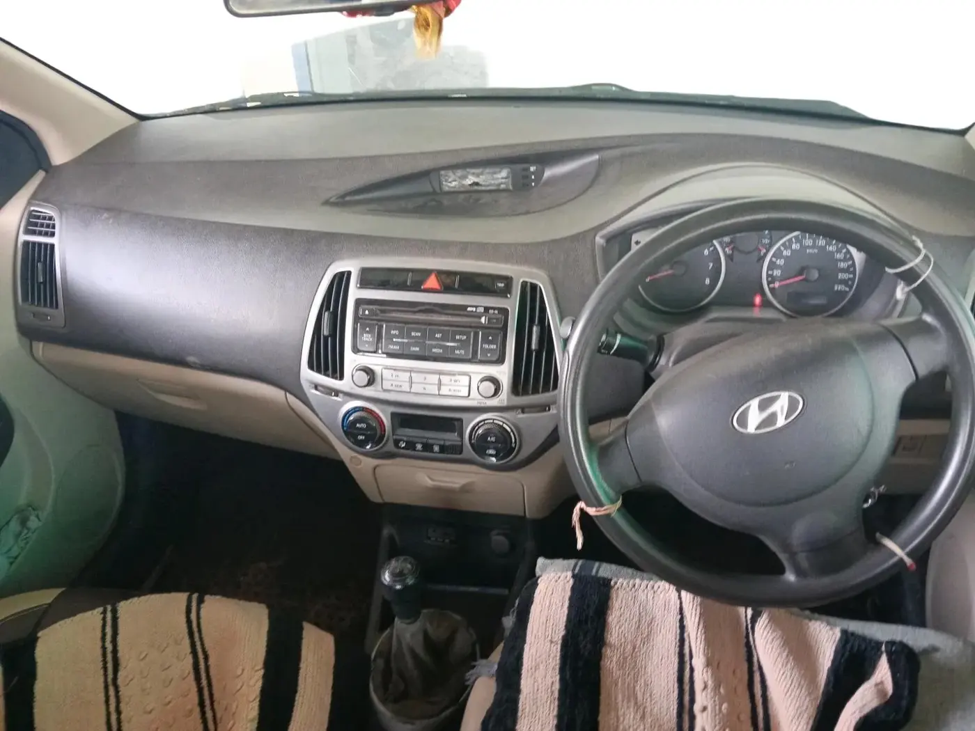 2014 Hyundai i20 MAGNA (O) 1.2, Petrol, Manual, 87,715 km, interior