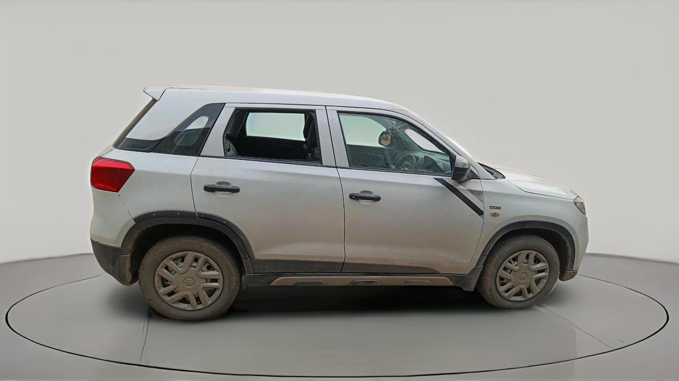 2016 Maruti Vitara Brezza LDI (O), Diesel, Manual, 1,02,330 km, exterior