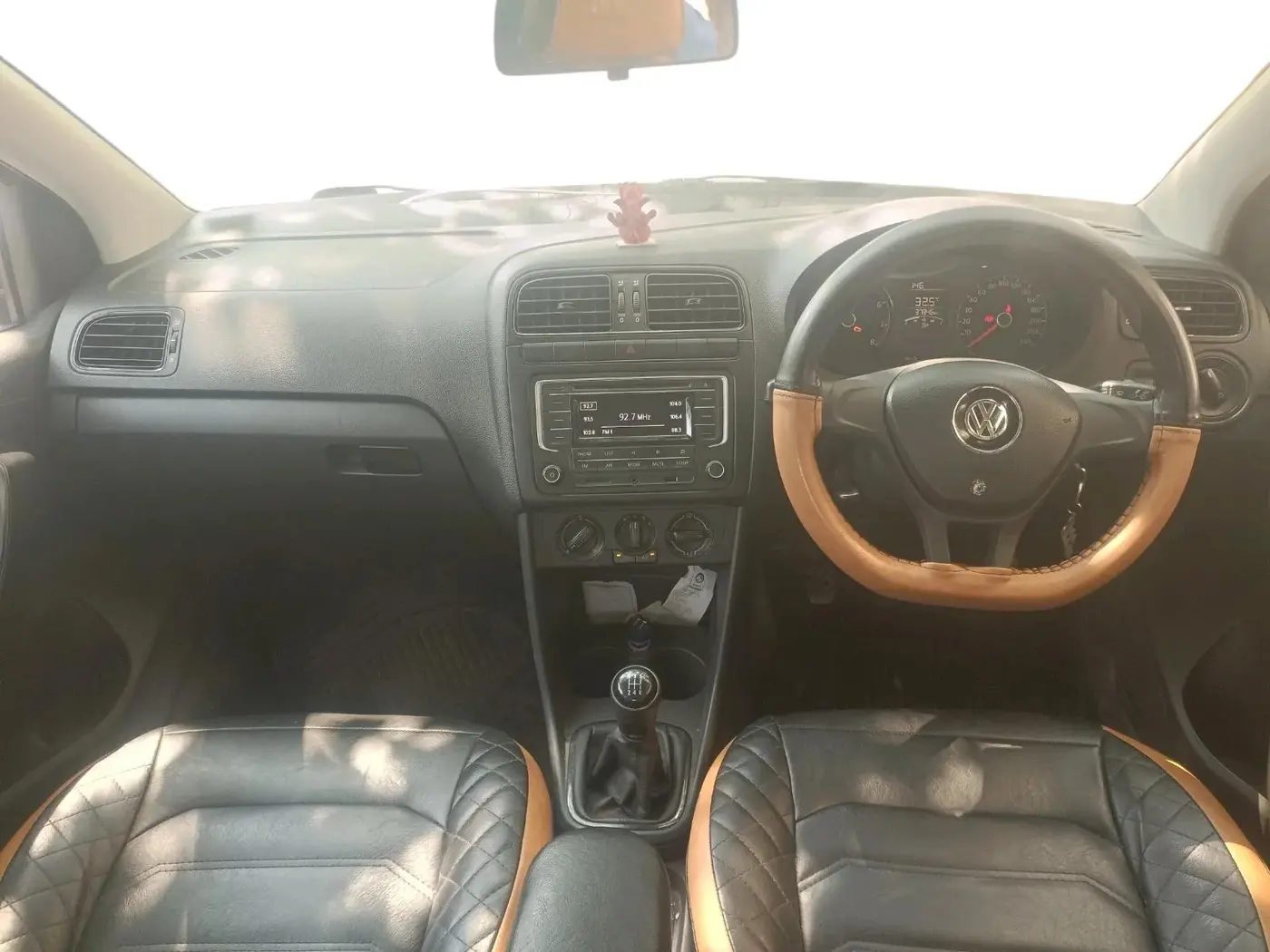 2019 Volkswagen Ameo COMFORTLINE 1.0L, Petrol, Manual, 37,846 km, interior