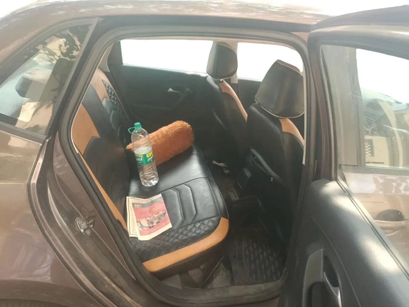 2019 Volkswagen Ameo COMFORTLINE 1.0L, Petrol, Manual, 37,846 km, interior