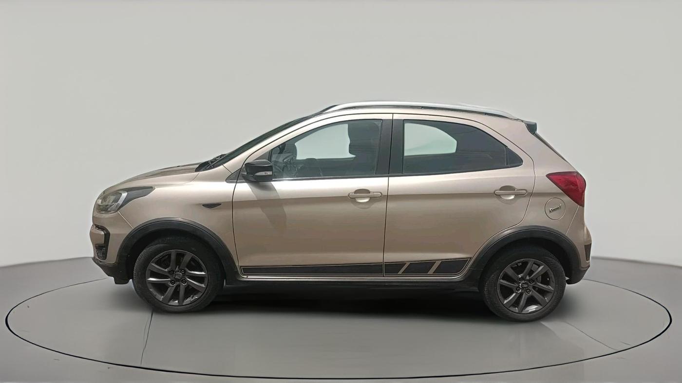 2018 Ford FREESTYLE TITANIUM 1.5 DIESEL, Diesel, Manual, 99,591 km, exterior
