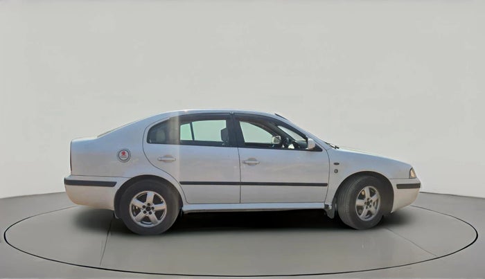 2008 Skoda Octavia 1.9 TDI, Diesel, Manual, 2,82,569 km, exterior