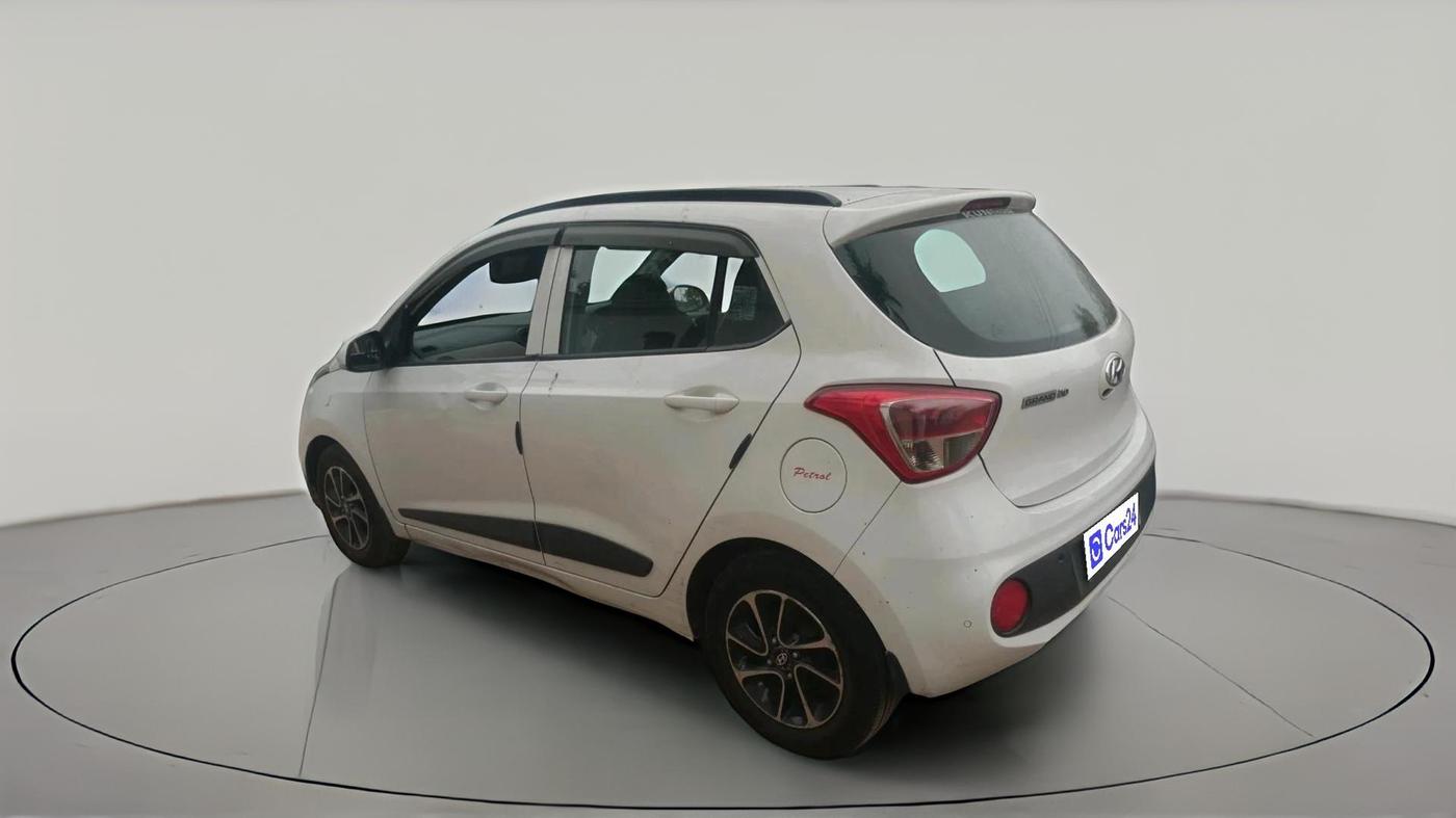 2018 Hyundai Grand i10 SPORTZ AT 1.2 KAPPA VTVT, Petrol, Automatic, 66,019 km, exterior