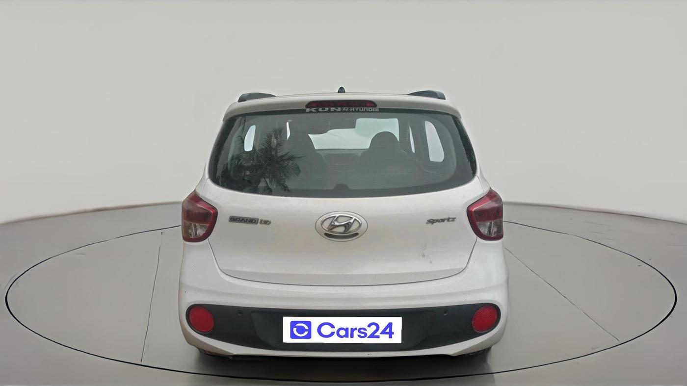 2018 Hyundai Grand i10 SPORTZ AT 1.2 KAPPA VTVT, Petrol, Automatic, 66,019 km, exterior
