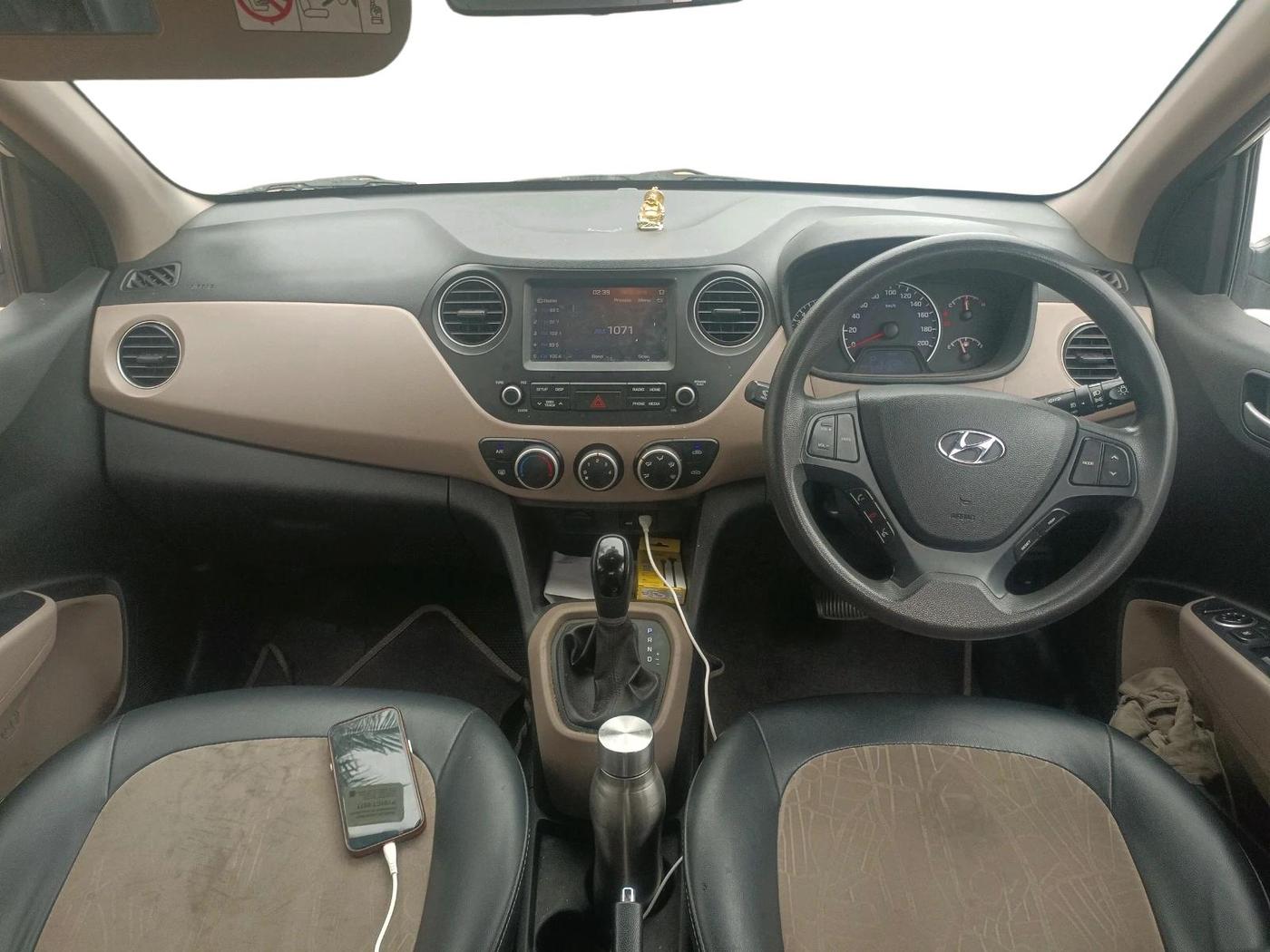 2018 Hyundai Grand i10 SPORTZ AT 1.2 KAPPA VTVT, Petrol, Automatic, 66,019 km, interior