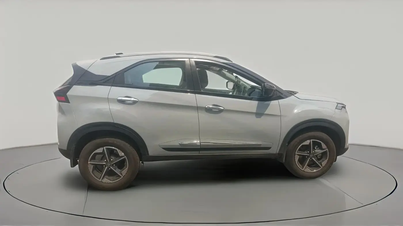 2025 Tata NEXON CREATIVE PLUS S 1.2 REVOTRON 7 DCA, Petrol, Automatic, 7,193 km, exterior