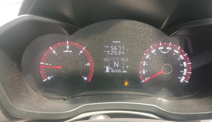 2019 Mahindra XUV300 W4 1.5 DIESEL, Diesel, Manual, 86,358 km, interior