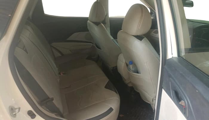 2019 Mahindra XUV300 W4 1.5 DIESEL, Diesel, Manual, 86,358 km, interior