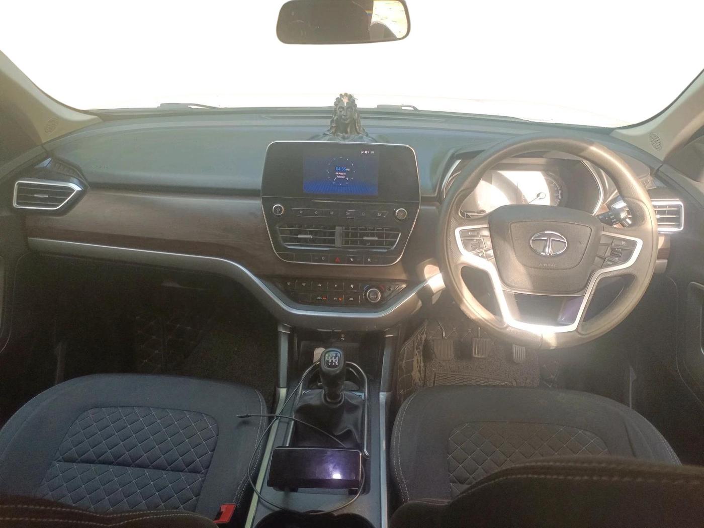 2022 Tata Harrier XT PLUS 2.0L KRYOTEC, Diesel, Manual, 87,185 km, interior