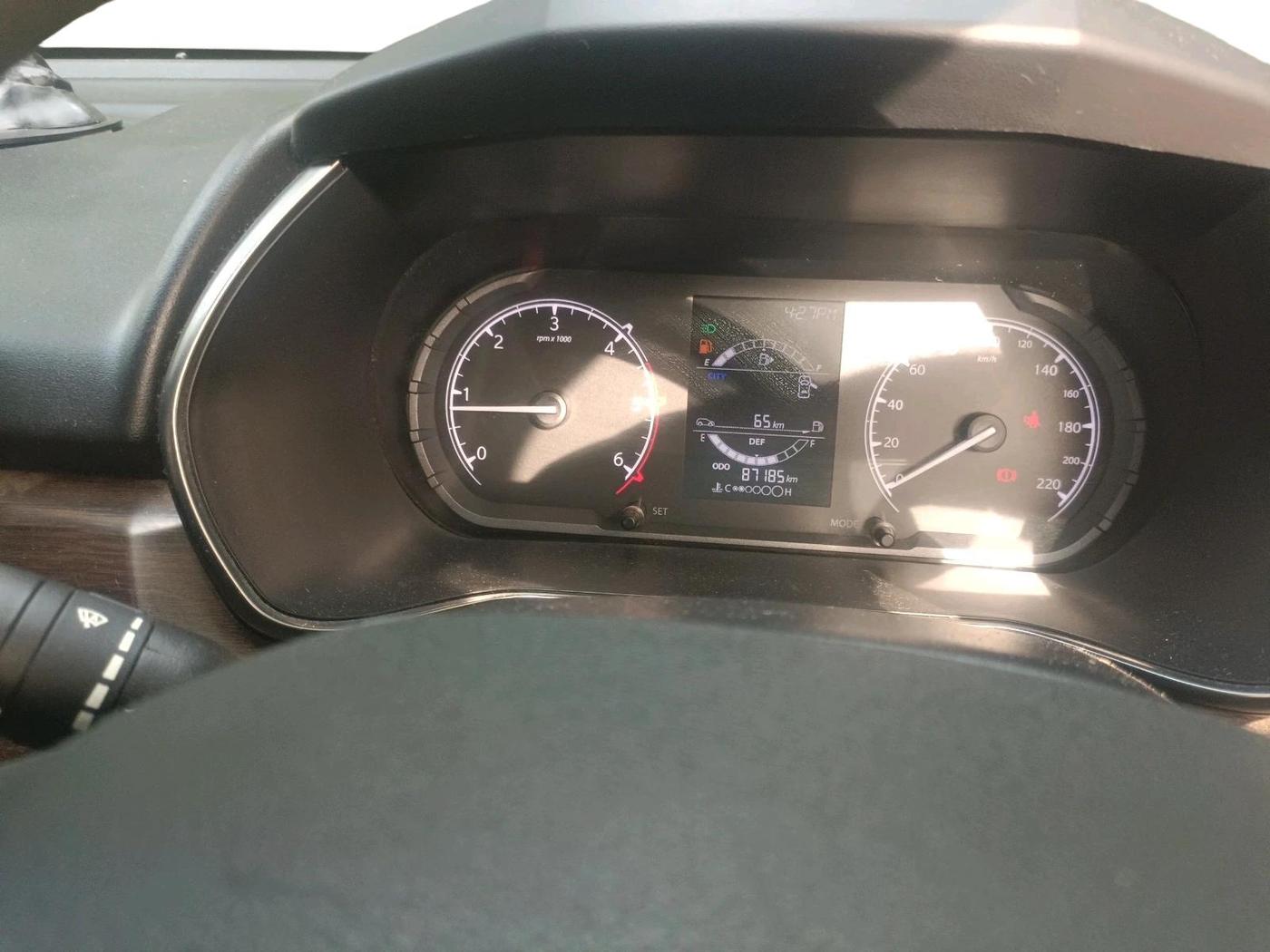 2022 Tata Harrier XT PLUS 2.0L KRYOTEC, Diesel, Manual, 87,185 km, interior