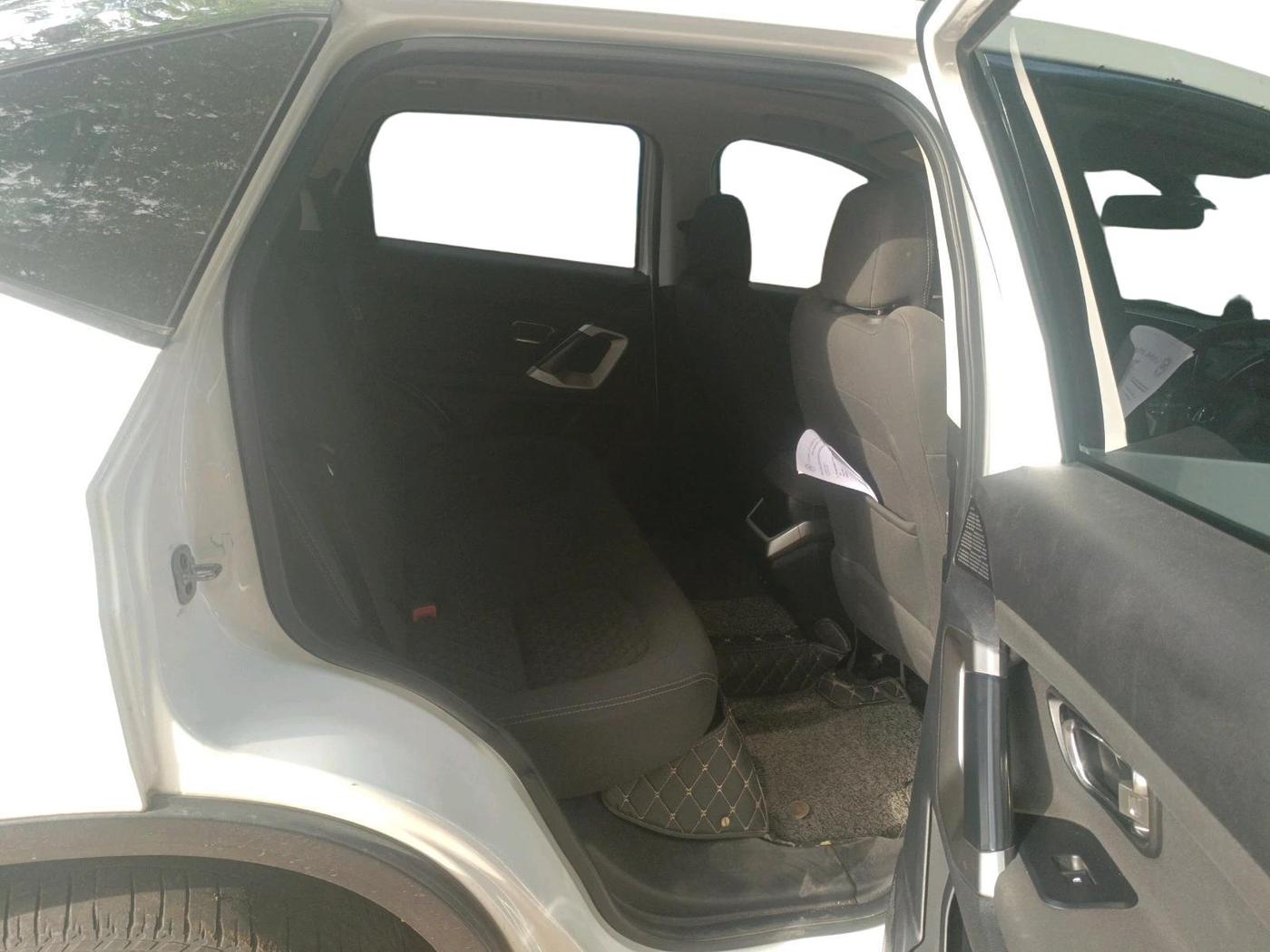 2022 Tata Harrier XT PLUS 2.0L KRYOTEC, Diesel, Manual, 87,185 km, interior