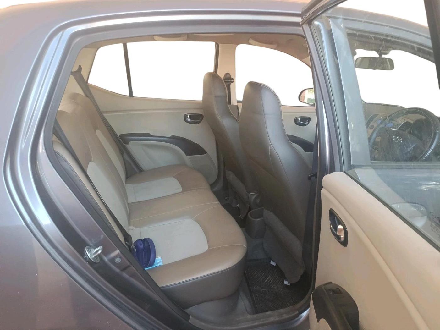 2016 Hyundai i10 SPORTZ 1.1, Petrol, Manual, 47,028 km, interior