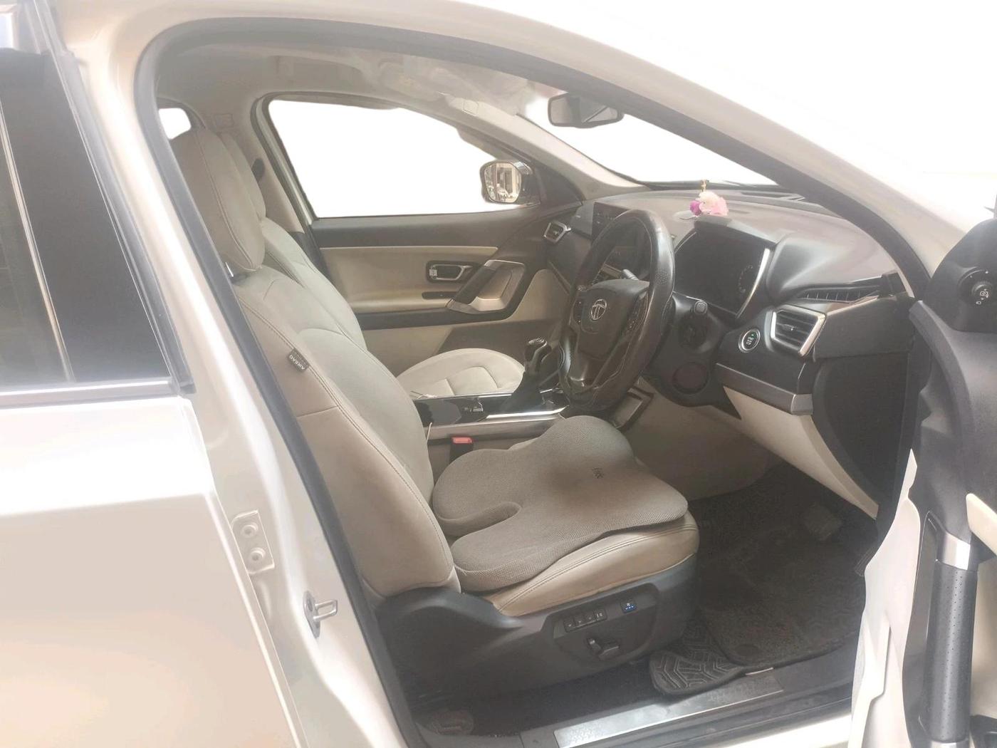 2023 Tata Safari XZA PLUS O 7STR, Diesel, Automatic, 59,649 km, interior