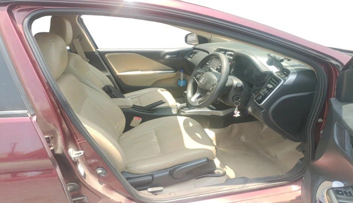 2016 Honda City 1.5L I-DTEC V, Diesel, Manual, 1,29,179 km, interior