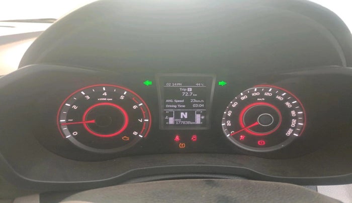 2019 Mahindra XUV300 W8 (O) 1.2 PETROL, CNG, Manual, 1,77,838 km, interior