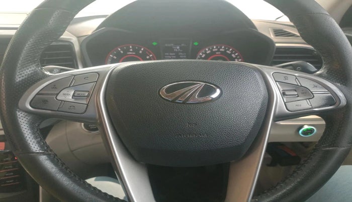 2019 Mahindra XUV300 W8 (O) 1.2 PETROL, CNG, Manual, 1,77,838 km, interior