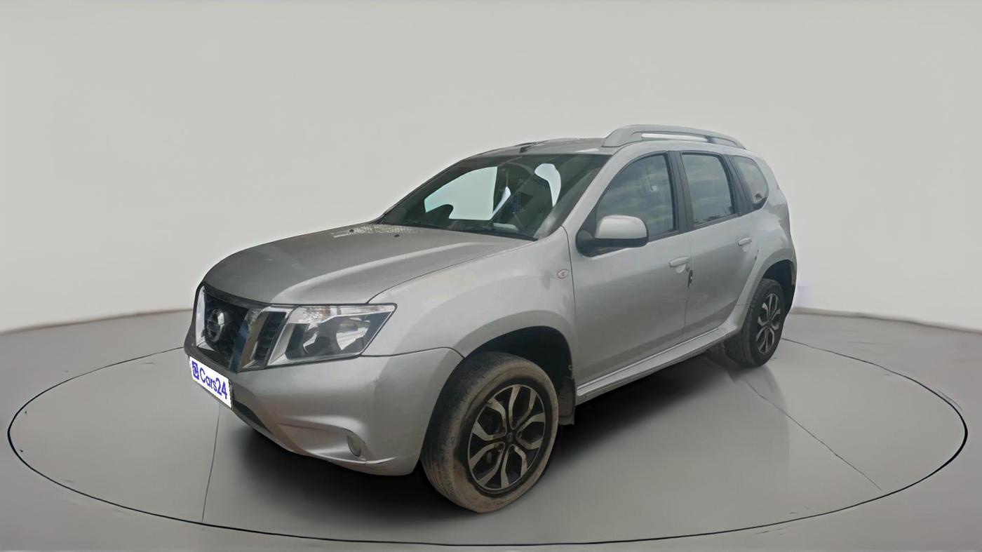 2014 Nissan Terrano XV D THP PREMIUM 110 PS, Diesel, Manual, 1,63,691 km, exterior