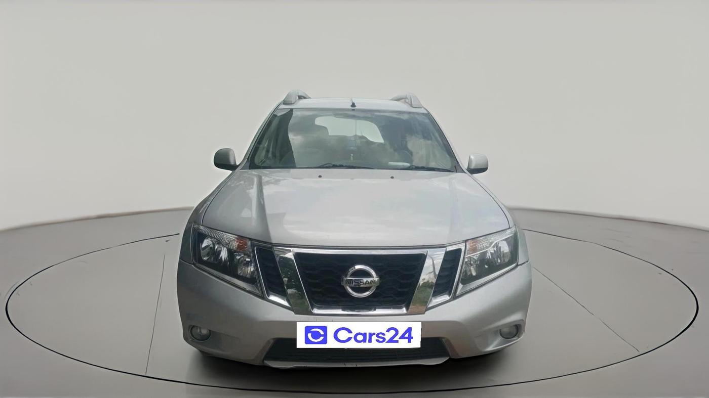 2014 Nissan Terrano XV D THP PREMIUM 110 PS, Diesel, Manual, 1,63,691 km, exterior