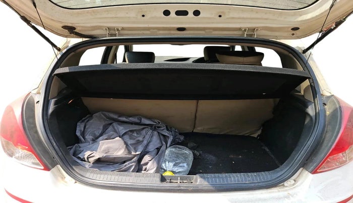 2012 Hyundai i20 SPORTZ 1.4 CRDI, Diesel, Manual, 74,944 km, exterior