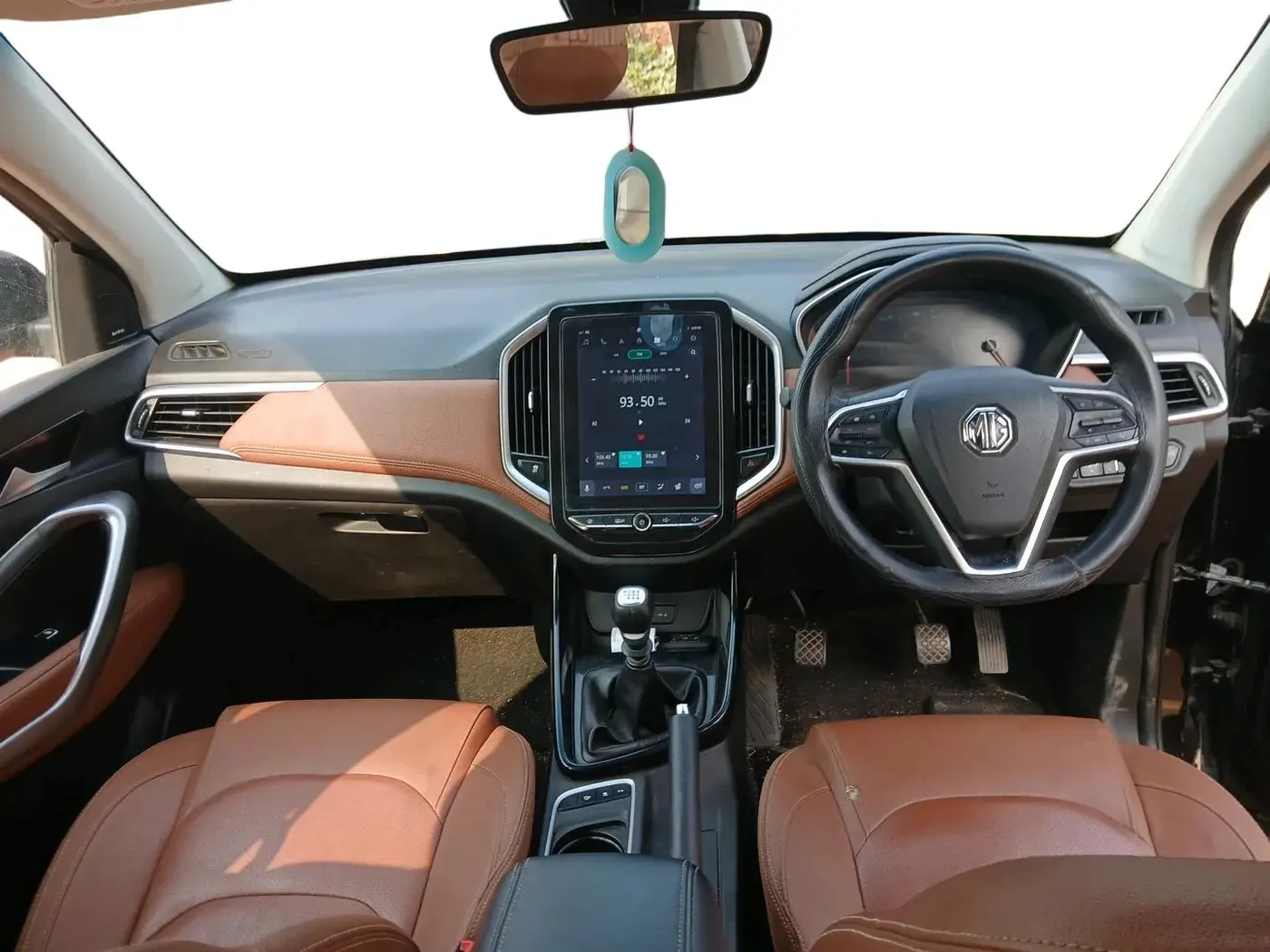 2020 MG HECTOR PLUS SHARP 2.0 DIESEL TURBO MT 6-STR, Diesel, Manual, 22,883 km, interior