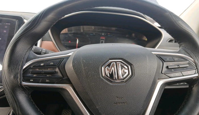 2020 MG HECTOR PLUS SHARP 2.0 DIESEL TURBO MT 6-STR, Diesel, Manual, 22,883 km, interior