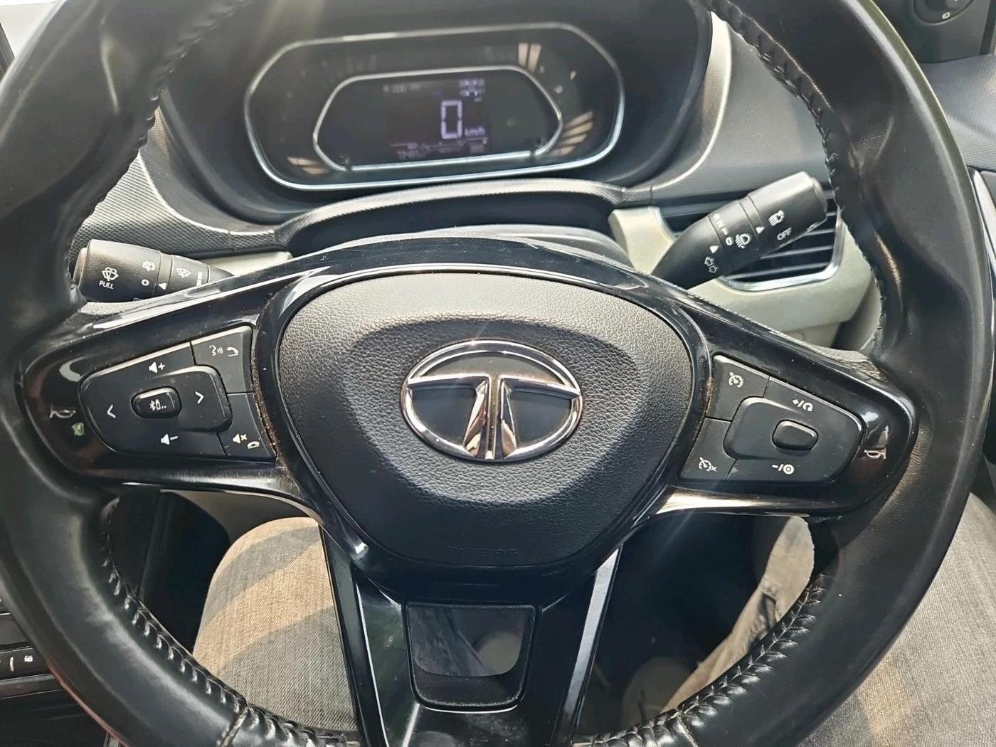 2021 Tata NEXON XZ PLUS DIESEL SUNROOF, Diesel, Manual, 73,485 km, interior