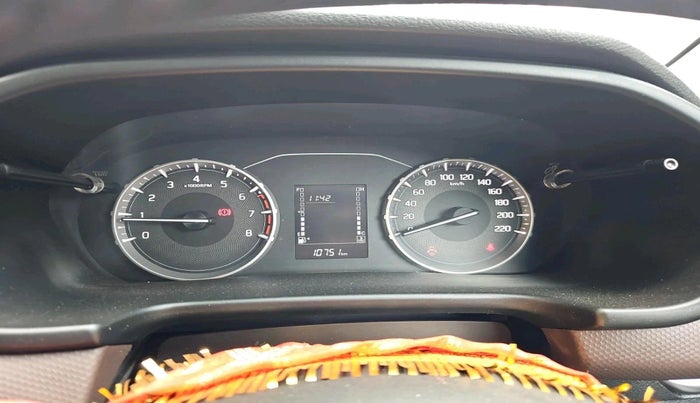 2023 Maruti BREZZA LXI, Petrol, Manual, 10,751 km, interior